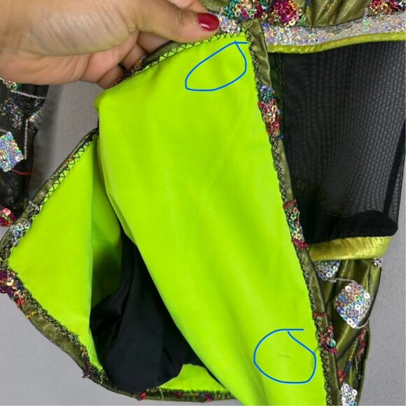 Mara Dancewear Medium Green Sequin Mesh Long Sleeve Alternative Leotard Shorts - Picture 9 of 12